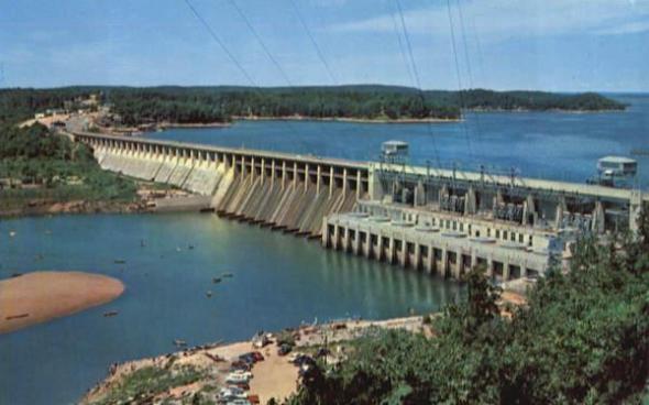 Bagnell-Dam-in-Missouri-United-States