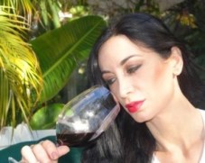 Looking-at-Wine-300x239